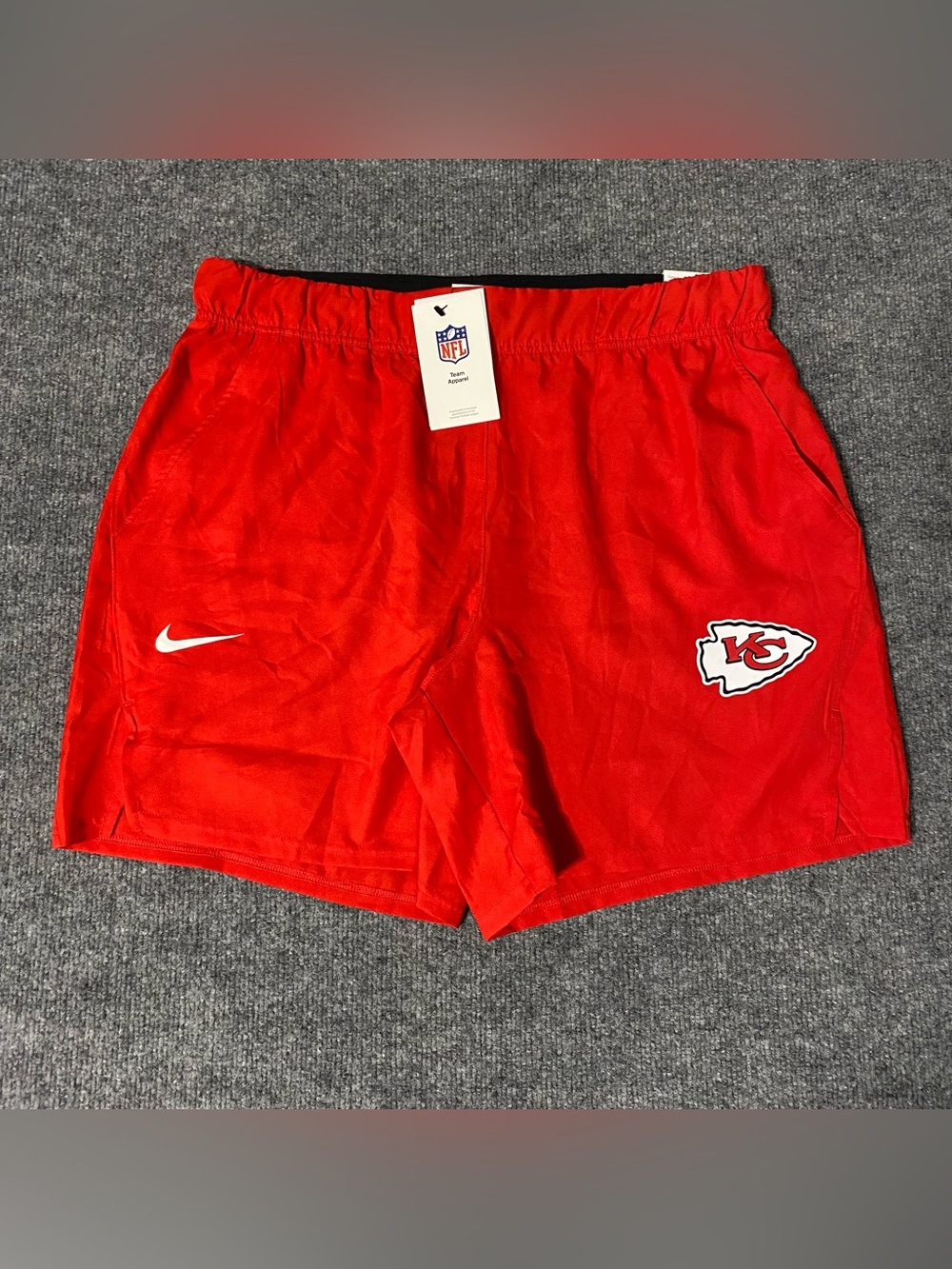 Nike Kansas City Chiefs Victory Woven Dri-FIT Mens XL Shorts NWT